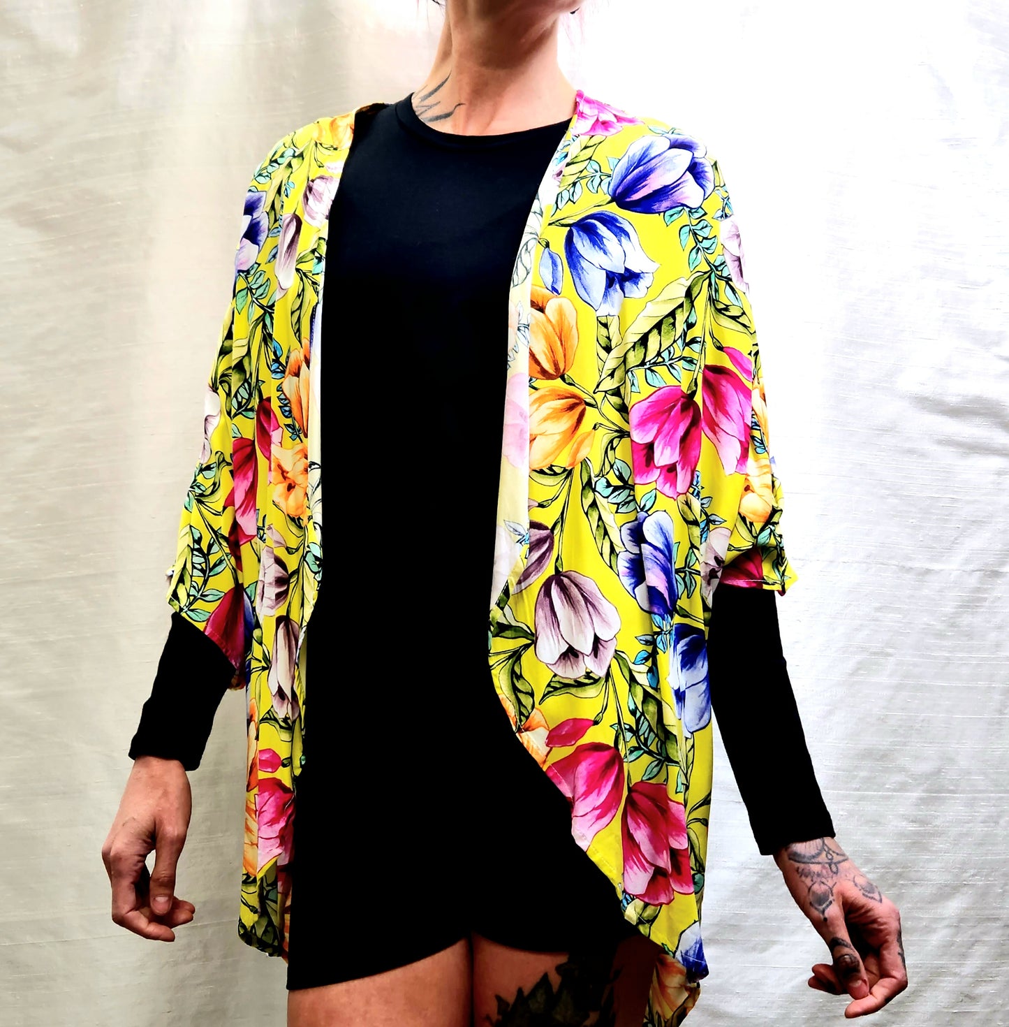 Kimono - Short curved front