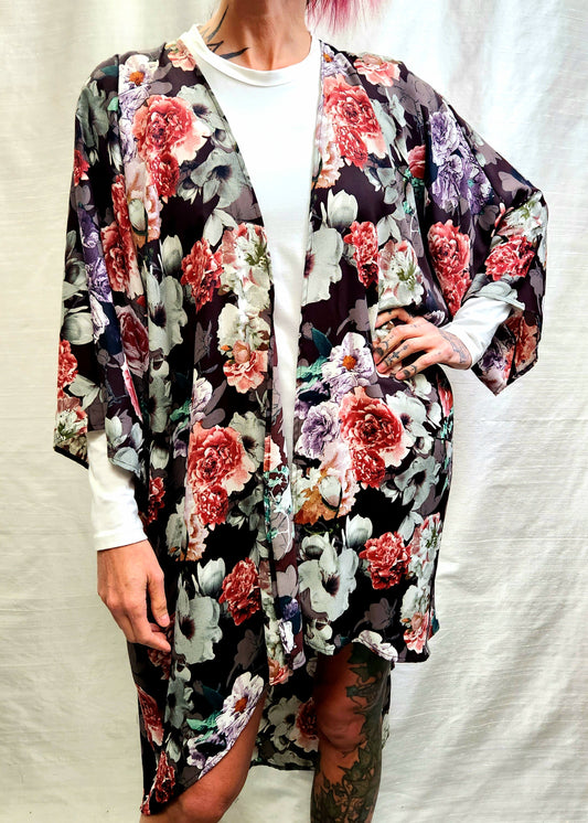 Kimono - Mid length (floral)