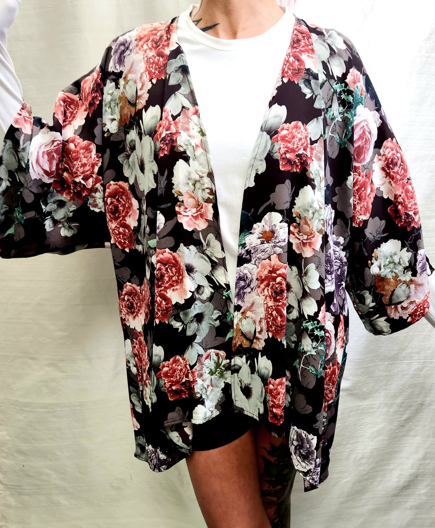 Kimono - Mid length (floral)