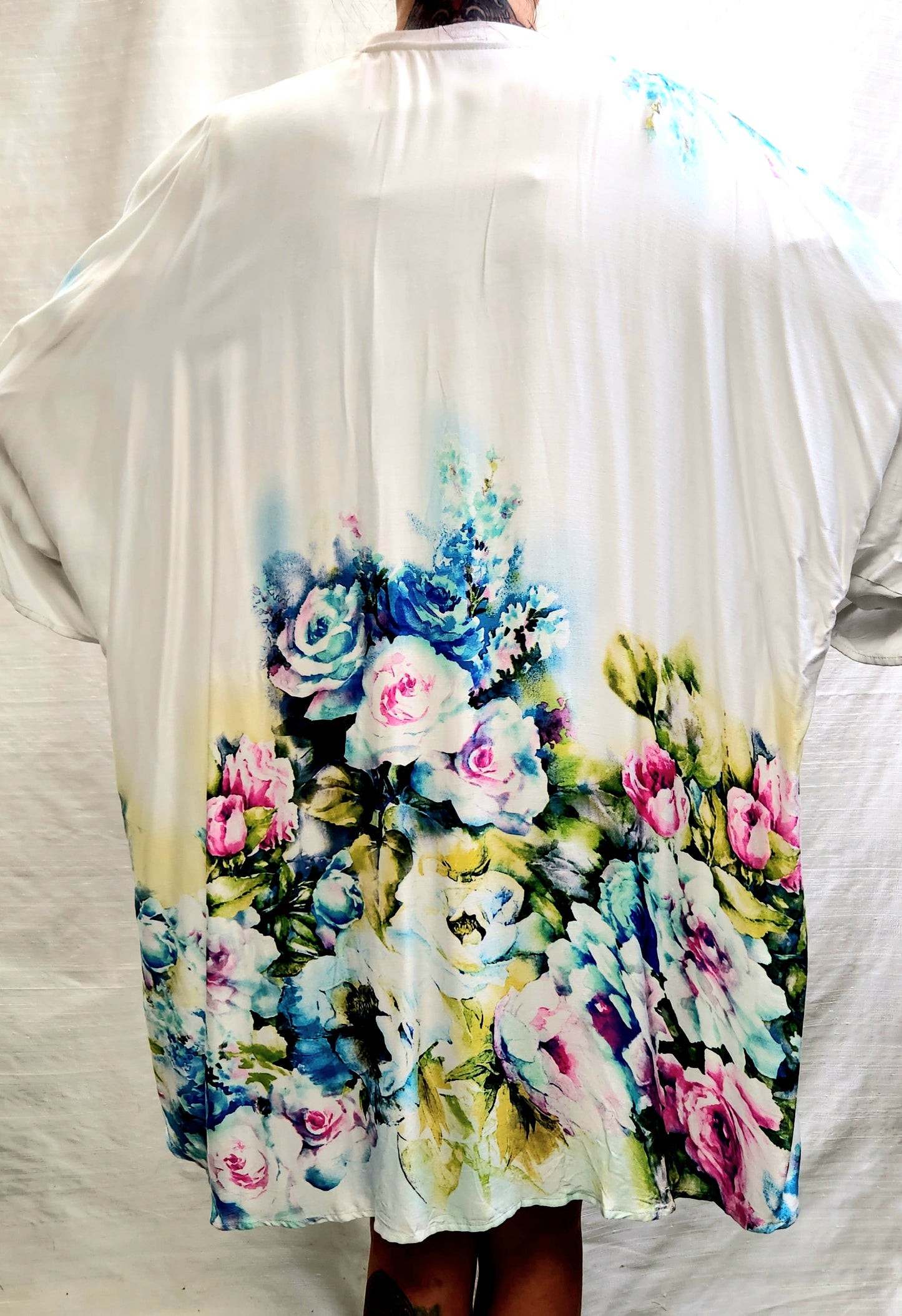 Kimono - Mid length (floral)