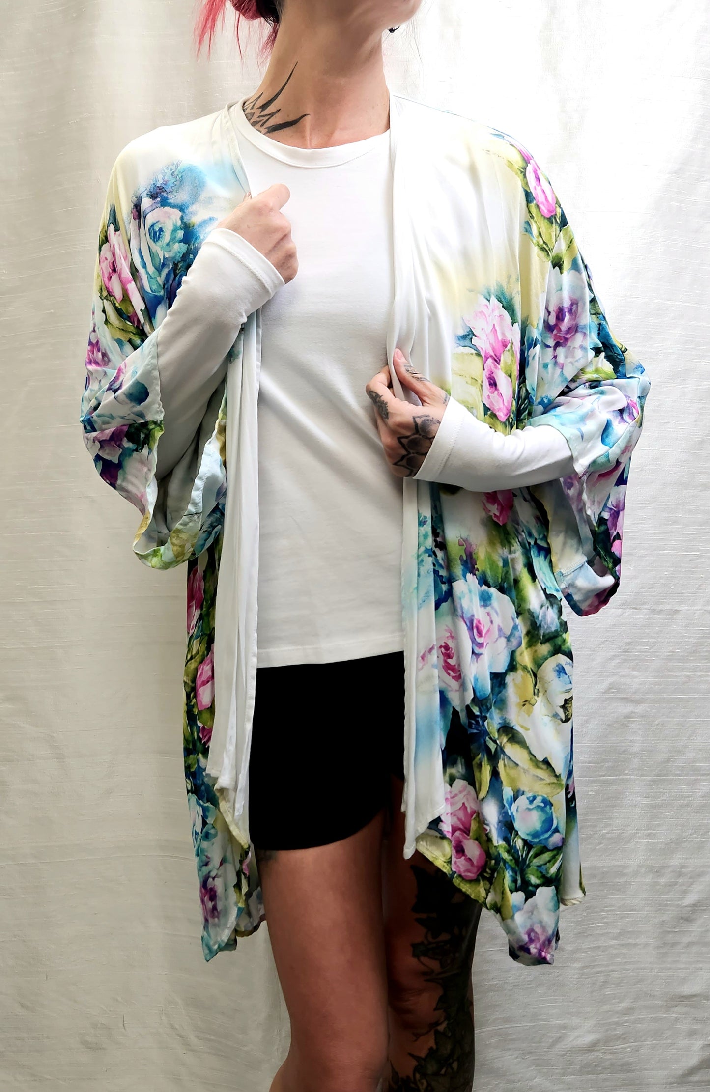 Kimono - Mid length (floral)